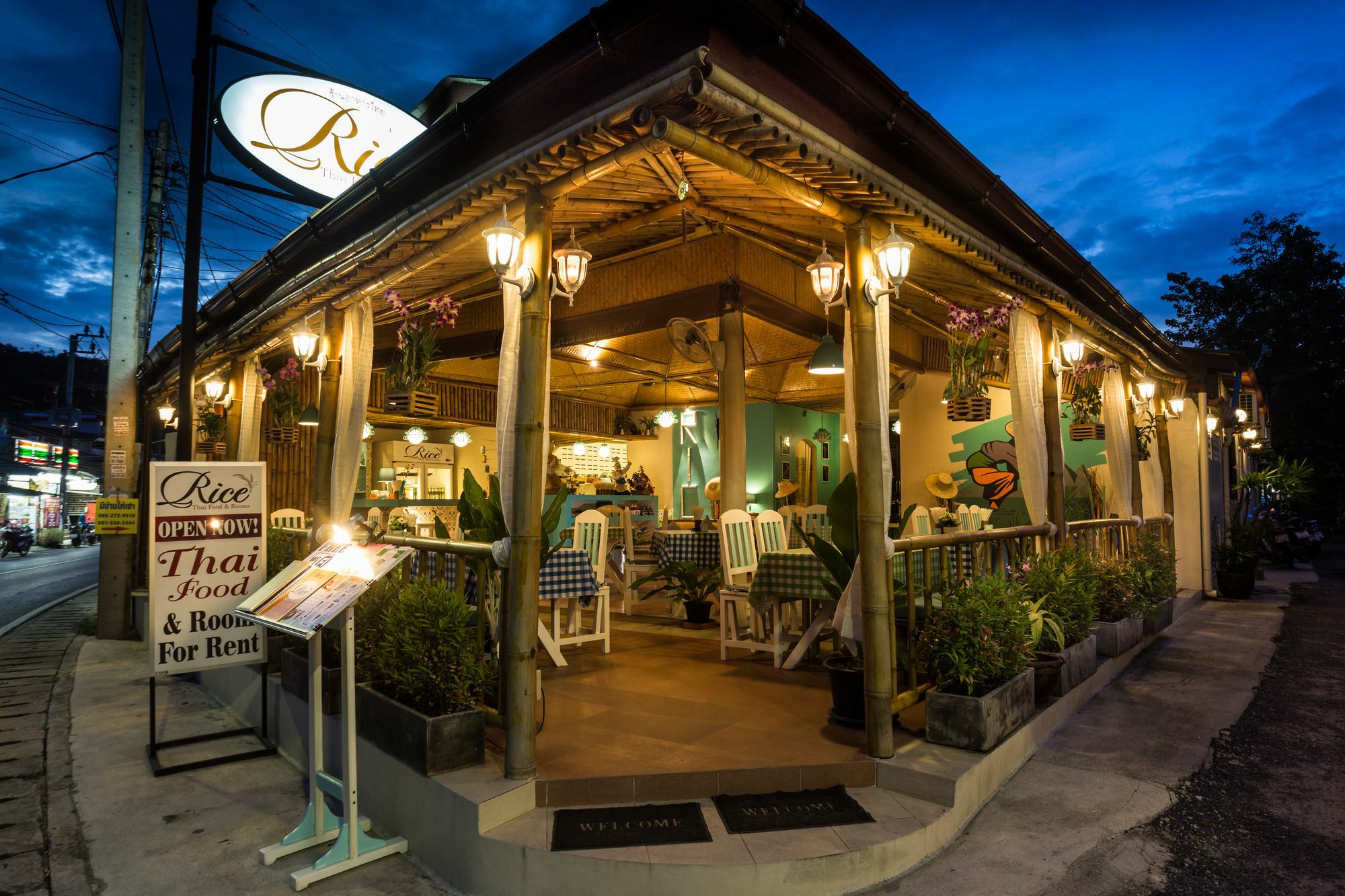 Rice Rooms And Restaurant Pantai Kata Luaran gambar