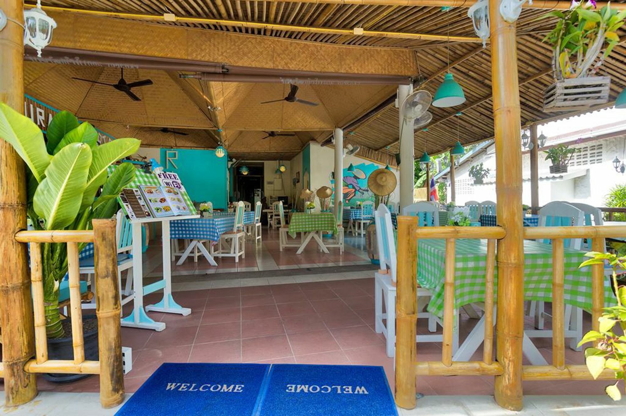 Rice Rooms And Restaurant Pantai Kata Luaran gambar