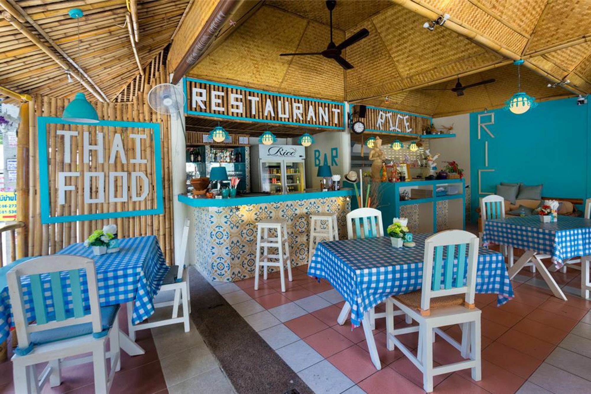 Rice Rooms And Restaurant Pantai Kata Luaran gambar
